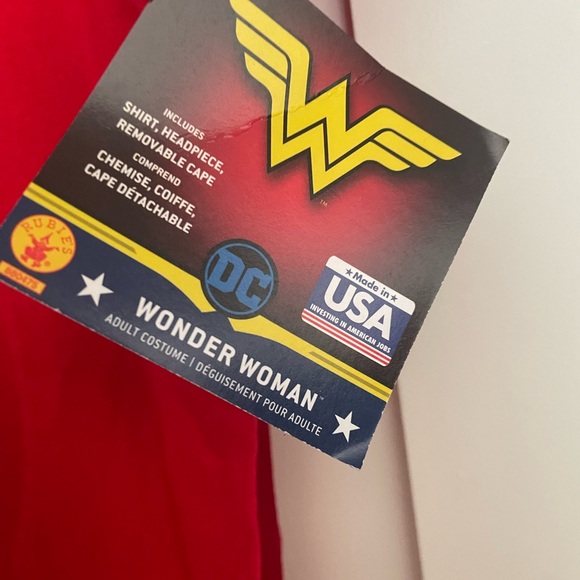 Wonder Woman shirt - Picture 4 of 6